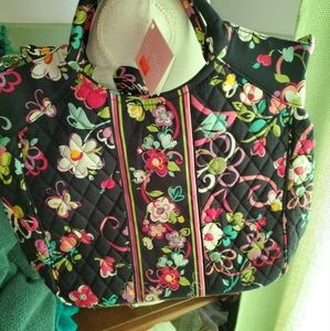 VERA BRADLEY NWT TWOWAY  TOTE.       Ribbons